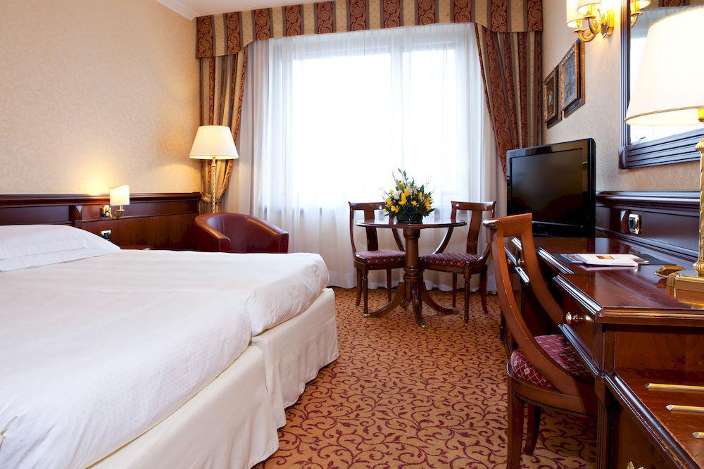 Atahotel Executive Milan Exterior photo