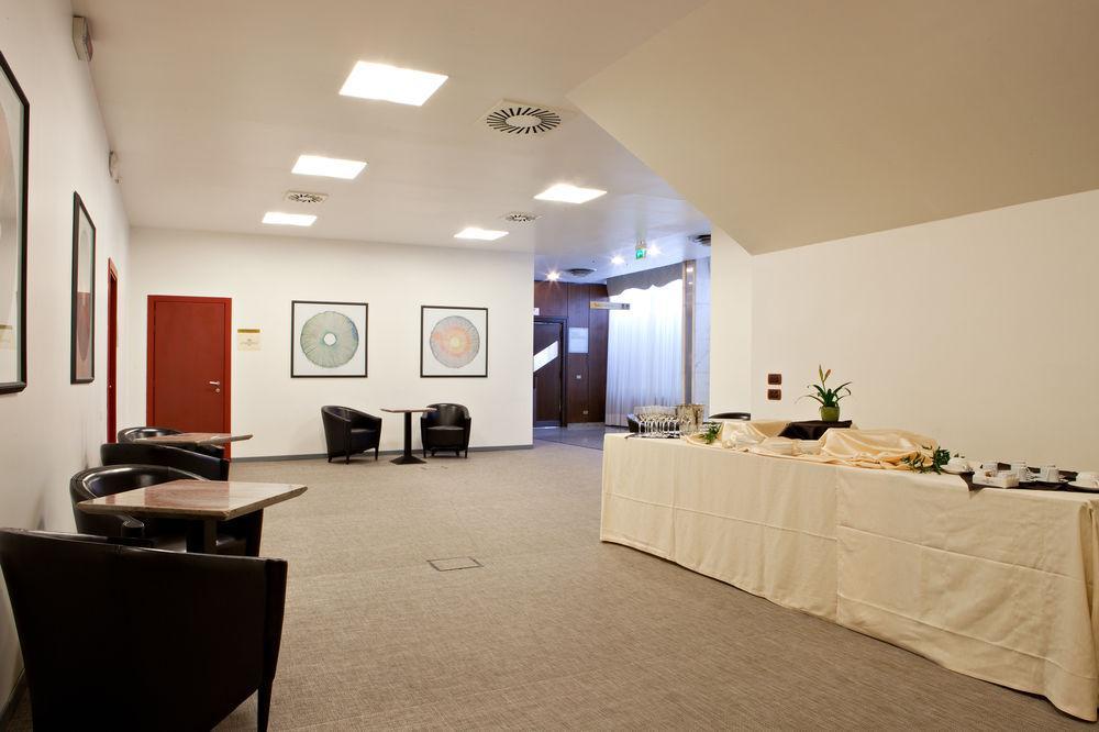 Atahotel Executive Milan Exterior photo